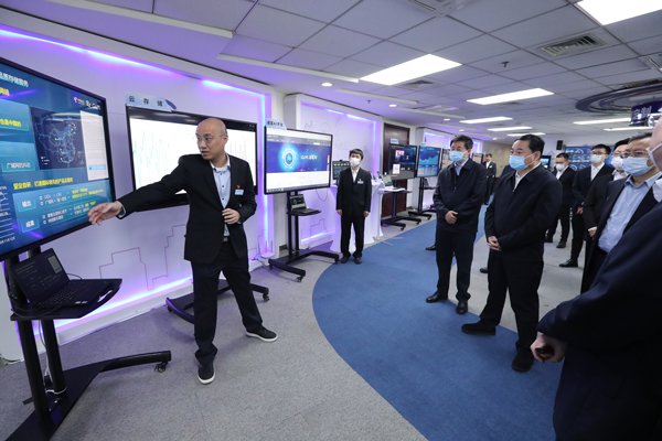 主任郝鹏到中国电信调研企业科技创新