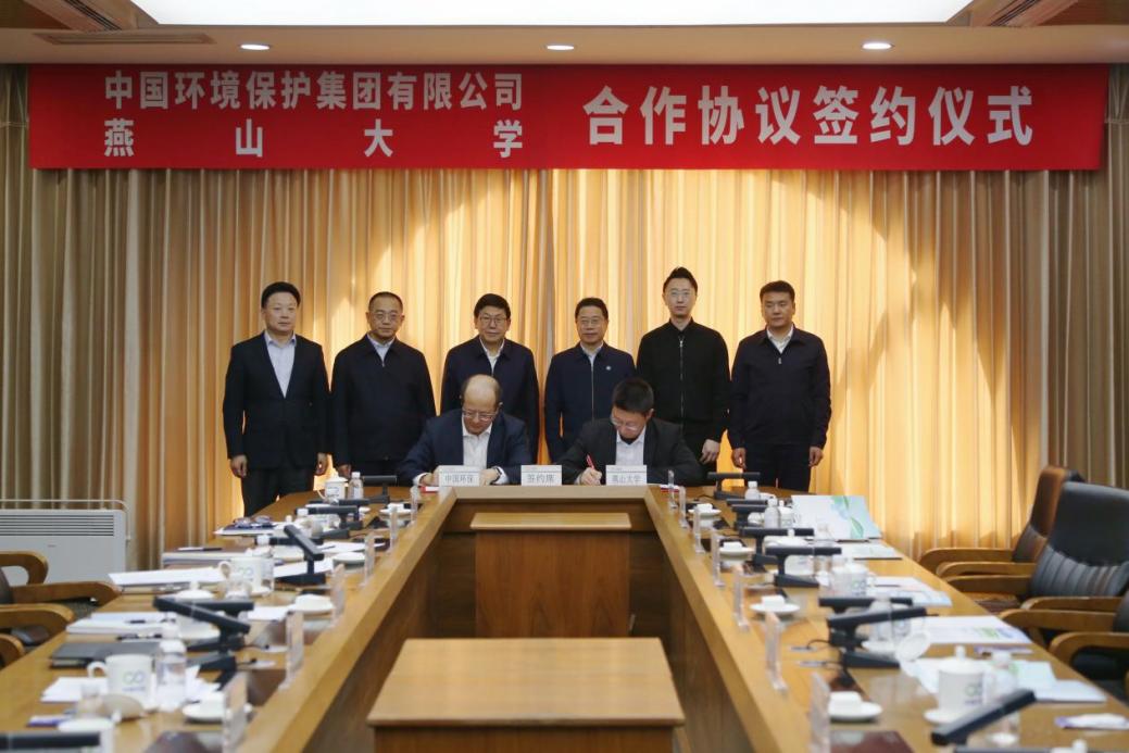 双方就开展务实合作进行深入交流