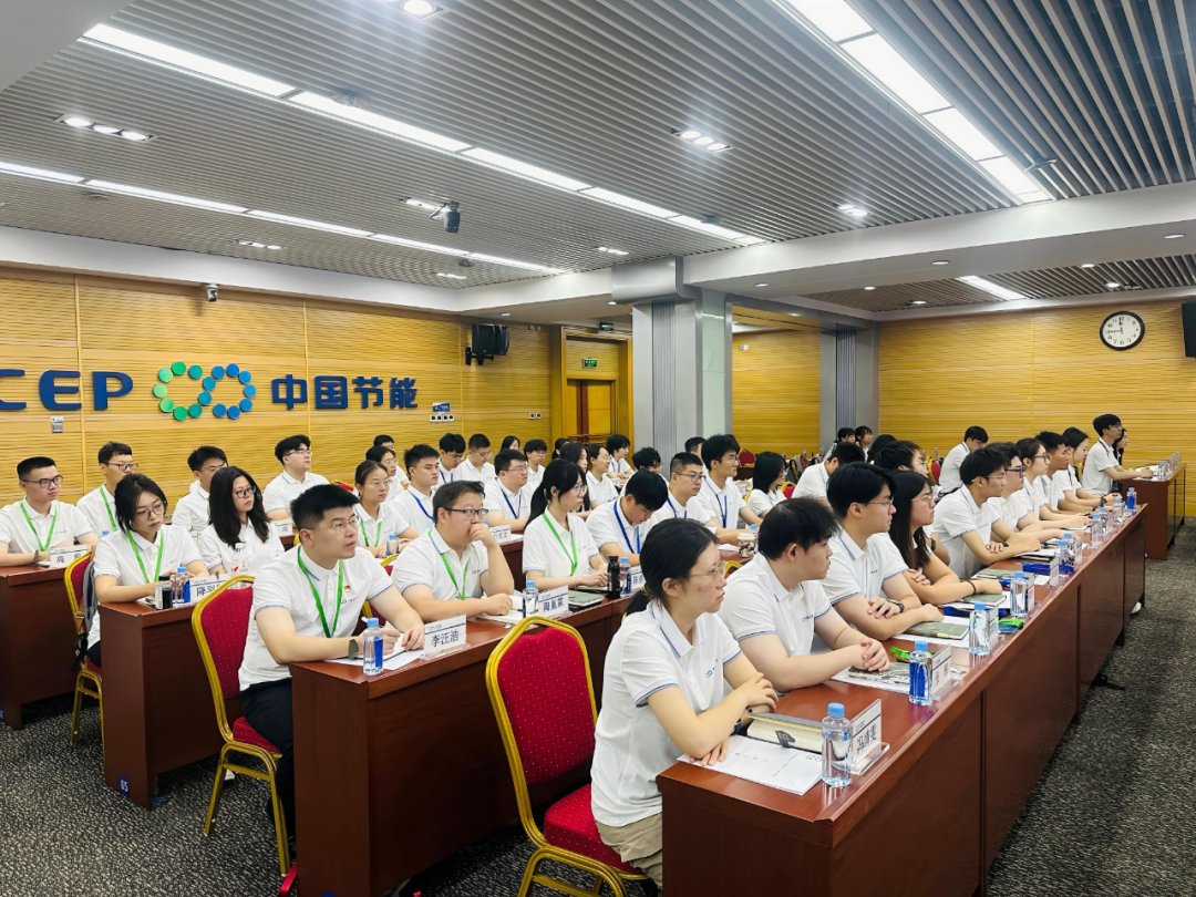 并围绕“学思想
