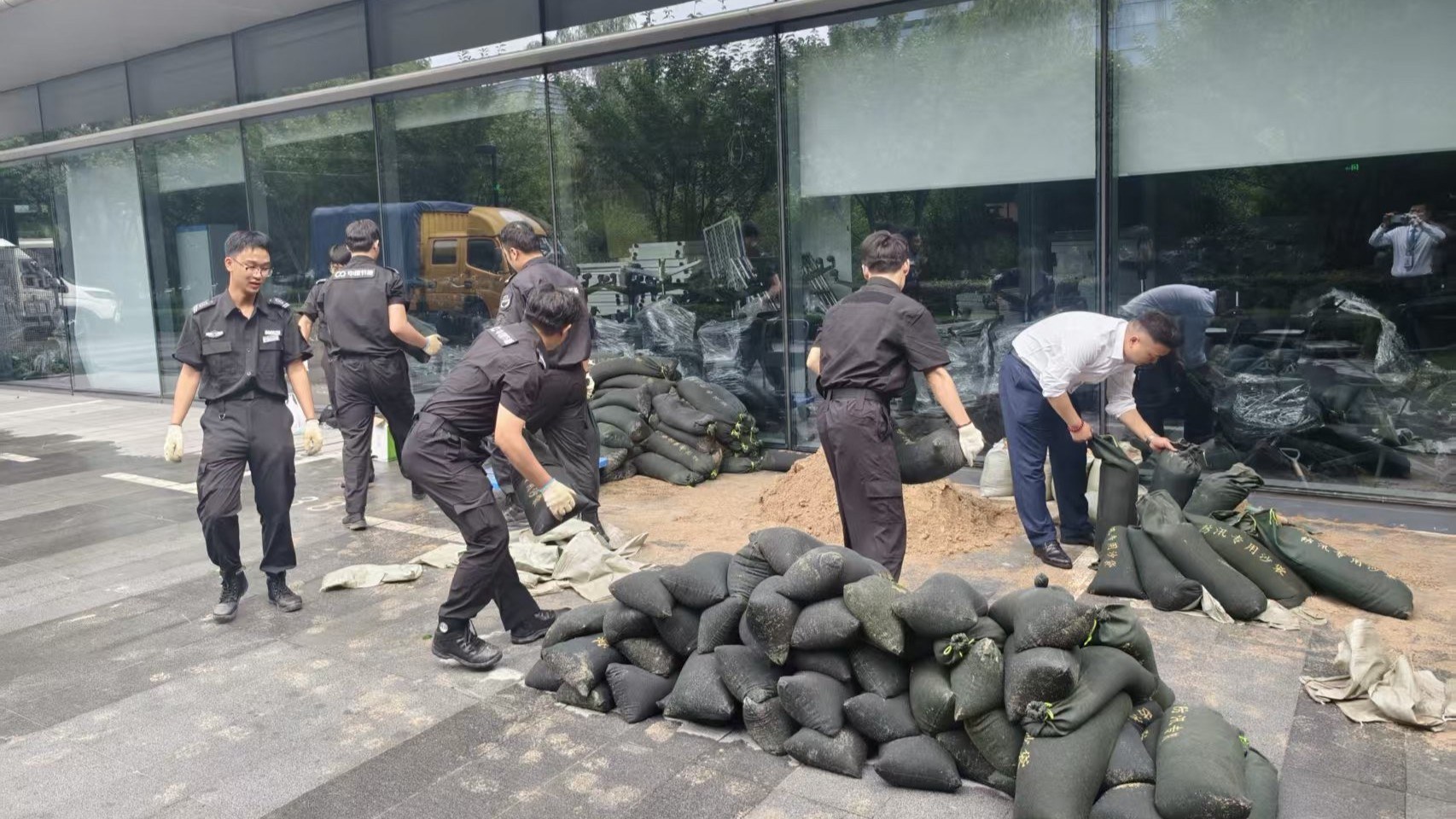 可先确认当前栏目名称
